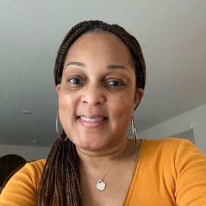 Meet your Posher, Marlana